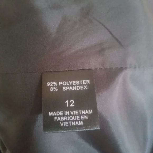 Tahari Women's 3 Button Black Long Blazer Jacket Size 12 EUC - Picture 4 of 7